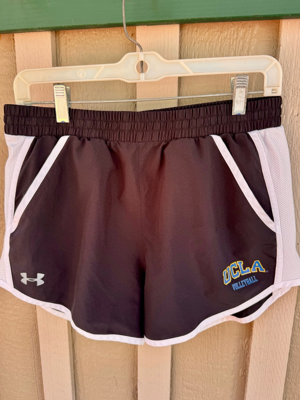 UCLA Volleyball Team Issue Shorts Women’s Medium - Rare